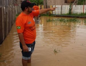 Imagem da notícia - Defesa Civil Am prepara força tarefa para atender Boca do Acre que decretou Situação de Emergência