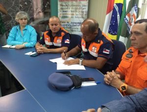 Imagem da notícia - Envira, Eirunepé e Itamarati recebem R$ 700 mil do Governo do Estado para ações de socorro às famílias afetadas pela enchente