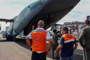 Imagem da notícia - Operação Estiagem: Governo do Amazonas envia mais 14,5 toneladas cestas básicas para Tabatinga