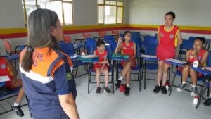 Imagem da notícia - Defesa Civil do Amazonas realiza atividades de conscientização com crianças do Projeto Bombeiro Mirim