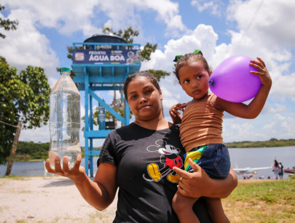 Governo do Amazonas leva unidade do Projeto Água Boa para a Comunidade Samaúma no Careiro Castanho